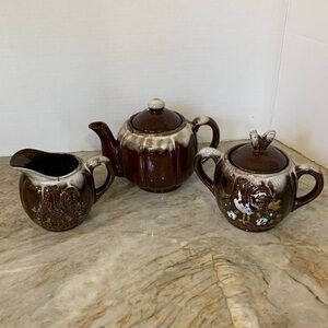 Vintage Teapot, Creamer & Sugar Bowl w/Lid